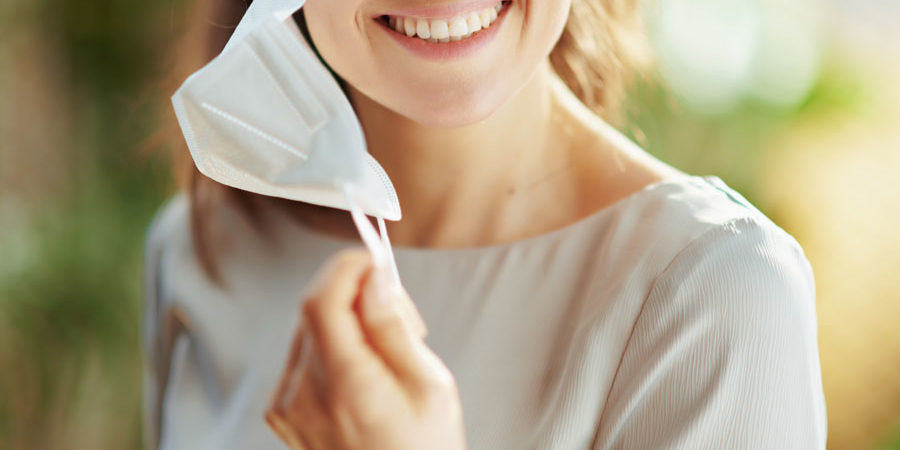 Stop obbligo utilizzo mascherine al chiuso in determinati luoghi